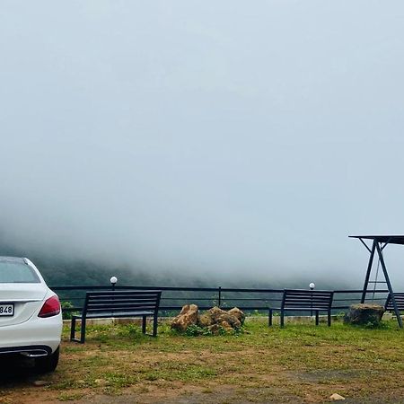 Hill Monk - Whispering Mist Hotel Vagamon Bagian luar foto