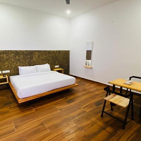 Hill Monk - Whispering Mist Hotel Vagamon Bagian luar foto