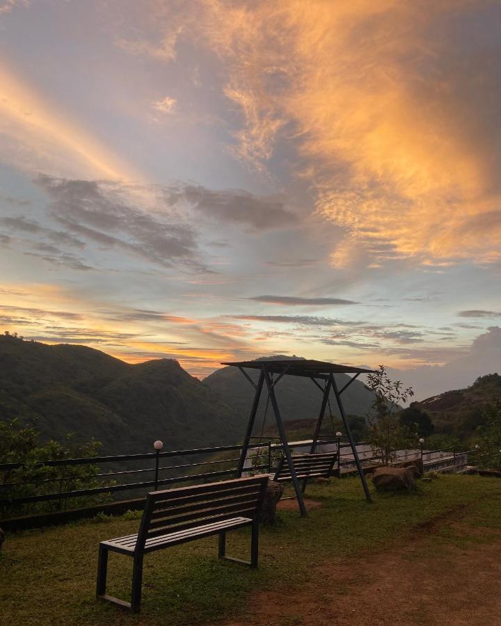 Hill Monk - Whispering Mist Hotel Vagamon Bagian luar foto